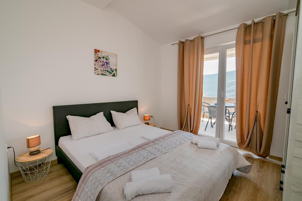 Vasic Apartments Herceg Novi Bagian luar foto