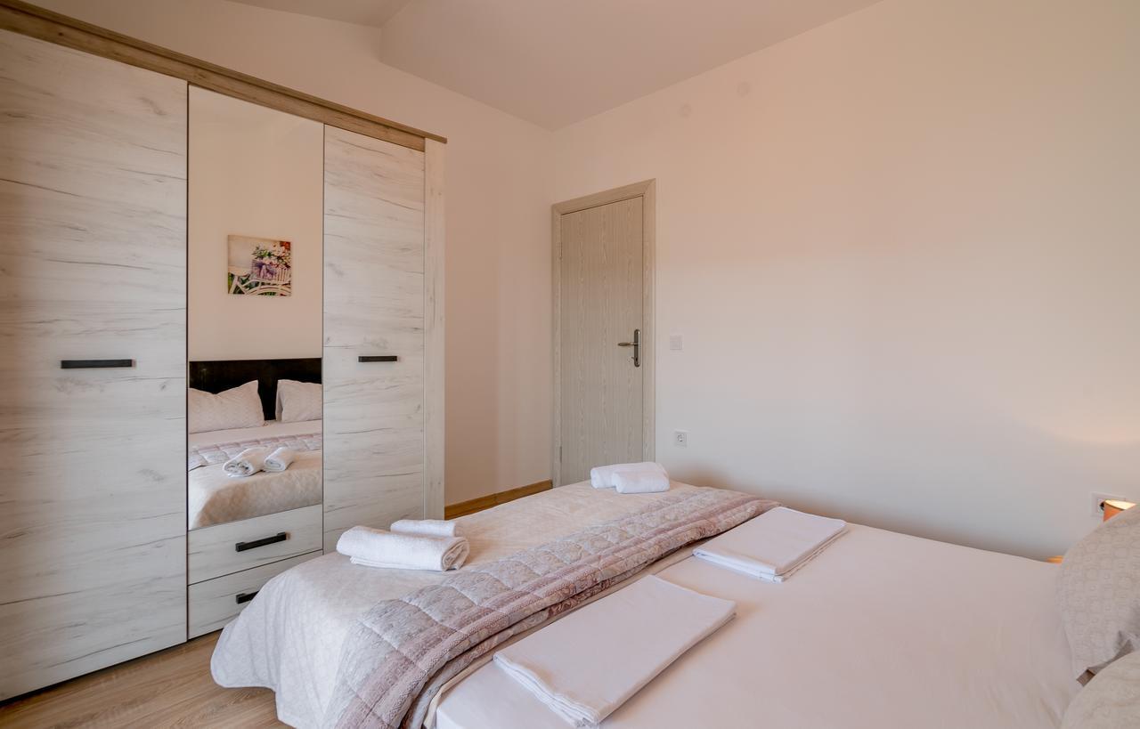 Vasic Apartments Herceg Novi Bagian luar foto